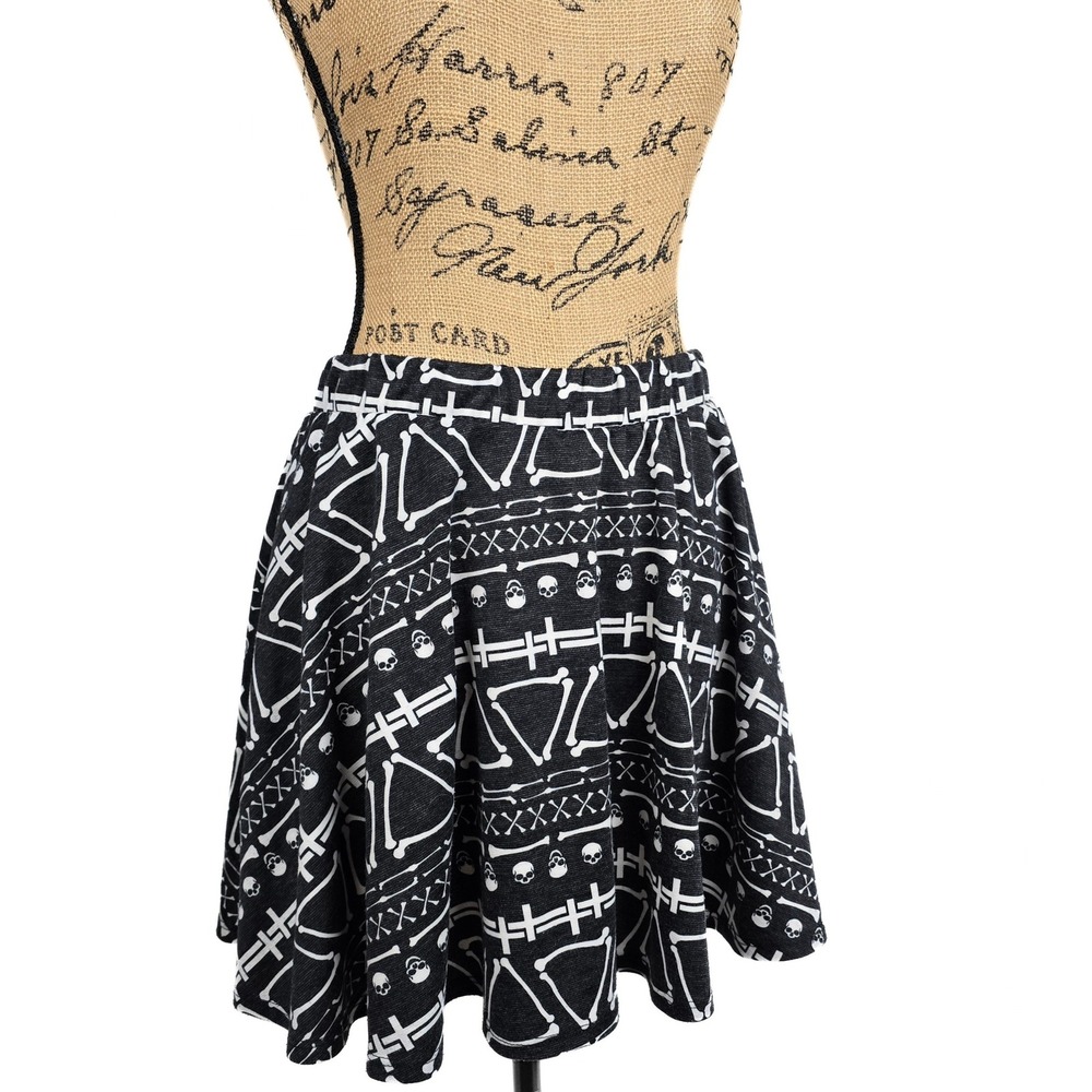 Teenage Runaway Skulls and Bones Skater Skirt Black White Goth Punk XL